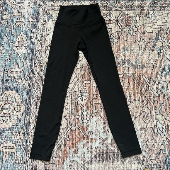 Lululemon Wunder Under Hi-Rise 7/8 Tight Full-On Luon 25"
Black Size 2 - Picture 5 of 10